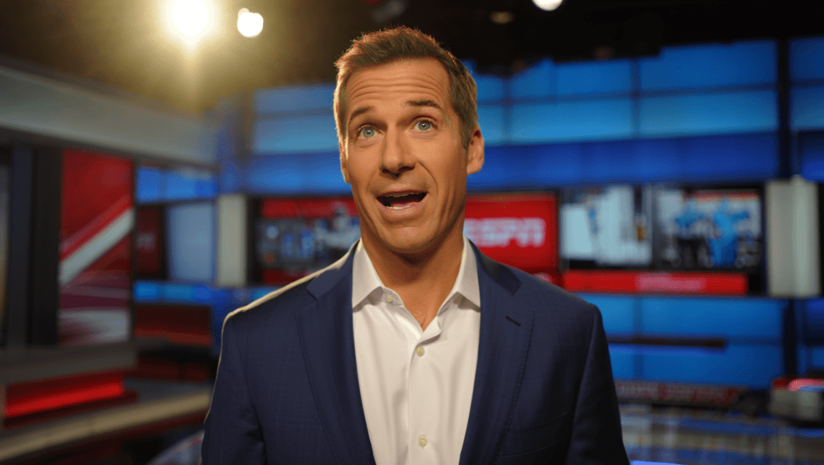 Rich Eisen returns to host SportsCenter tonight on ESPN after 20 years