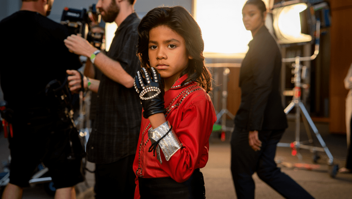 Juliano Valdi reveals pressure of portraying young Michael Jackson with family on set
