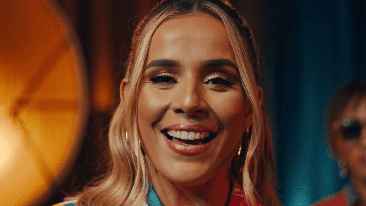 Nikki Glaser is a stand-up comedian making 2026 TIME100 list with new Hulu special