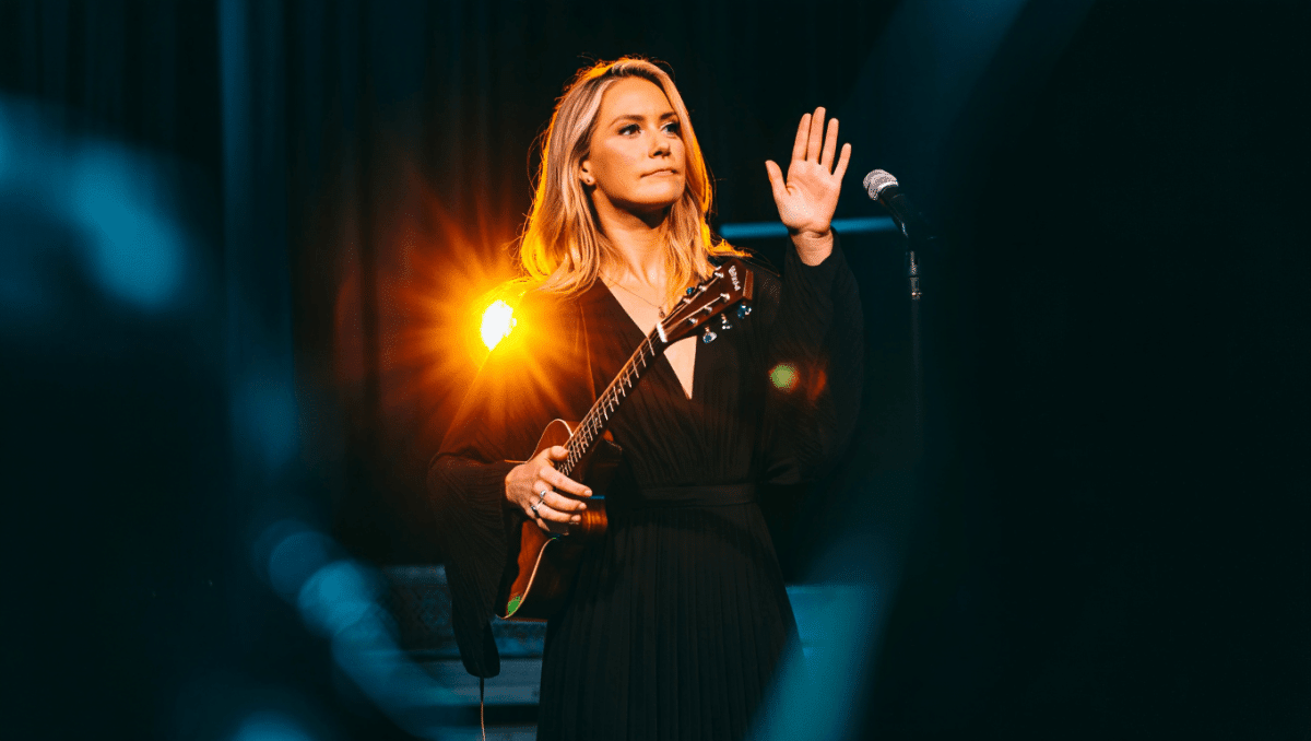 American Idol top 9 revealed, 2 sent home after Rock night