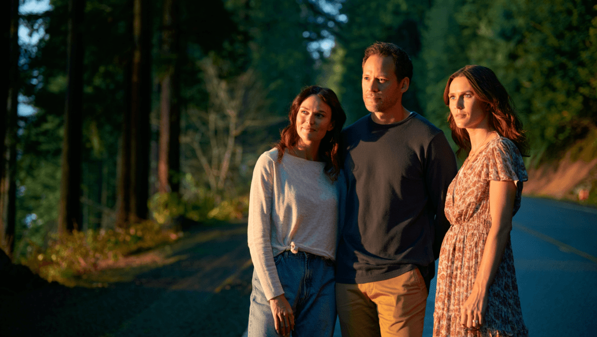 Stacey Farber leads Hallmark's road trip romance 'I'll Be Seeing You' premiering tonight