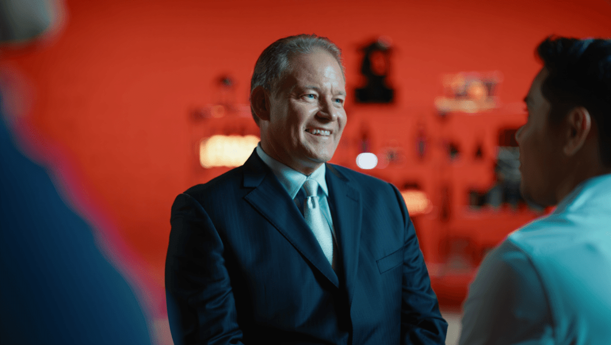 Byron Allen's Comics Unleashed moves to 11:35pm on CBS after Colbert exits