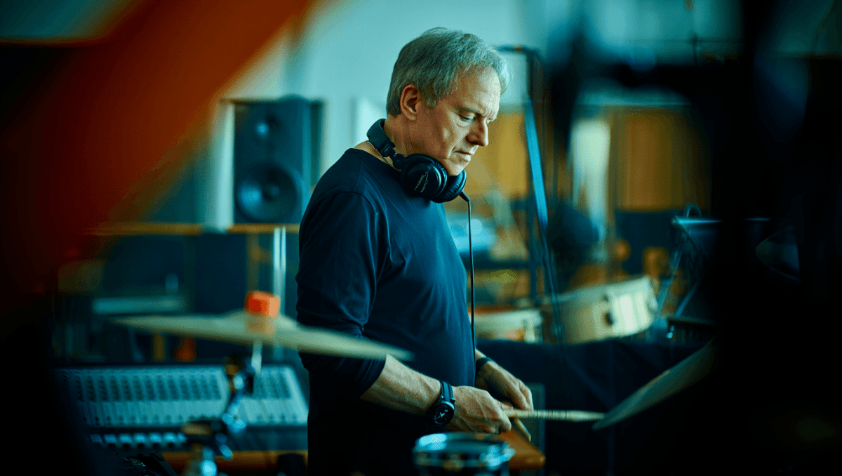Stewart Copeland turns his studio into a wild orchestra with animal sounds