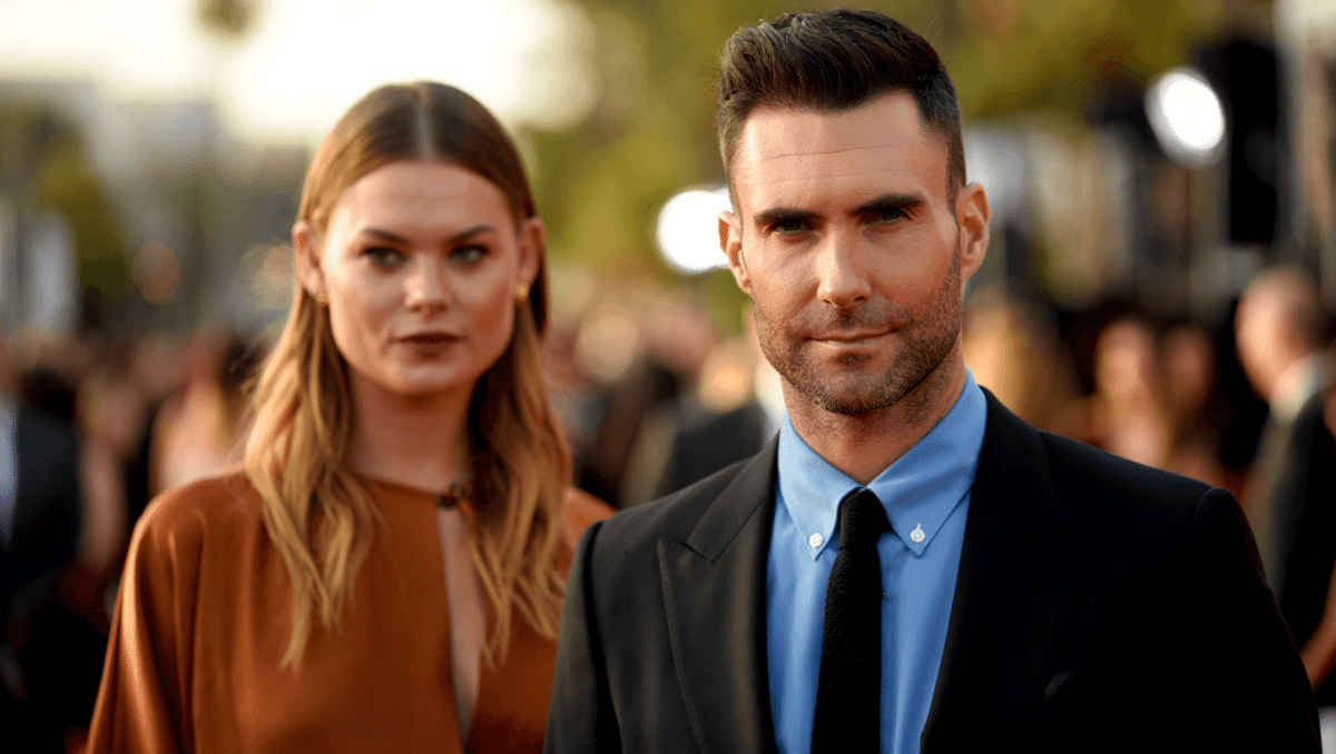 Adam Levine ditches signature beard for dramatic new look at event