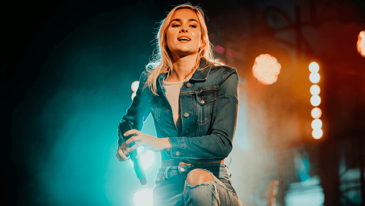 Ella Langley drops sophomore album Dandelion tomorrow with 18 new tracks