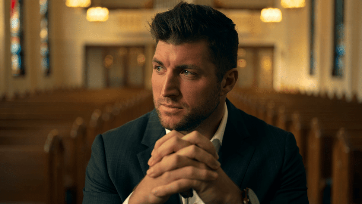 Tim Tebow announces father Bob has passed away at 78