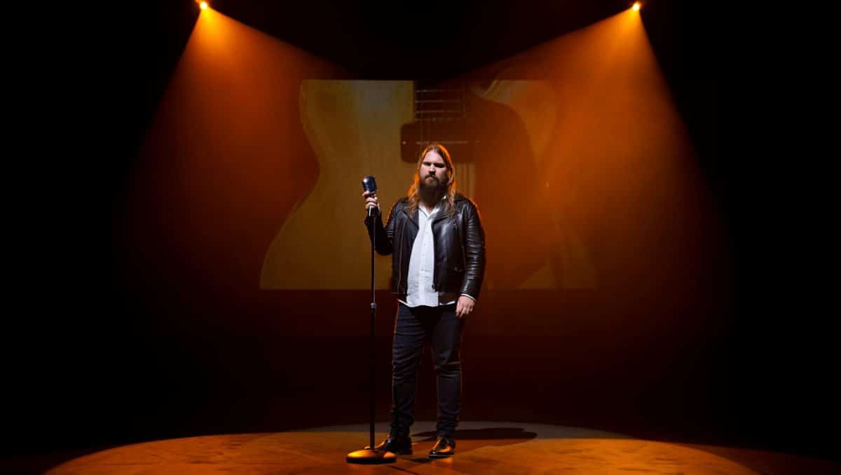 Chart Rewind: In 2021, Chris Stapleton’s ‘Starting Over’ Finished Its Run to No. 1