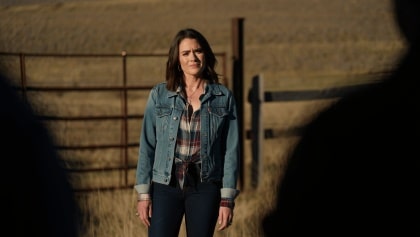 Lainey Wilson Tracks Her ’14-Year Overnight Success’ Story in Netflix ‘Keepin’ Country Cool’ Documentary Trailer: Watch