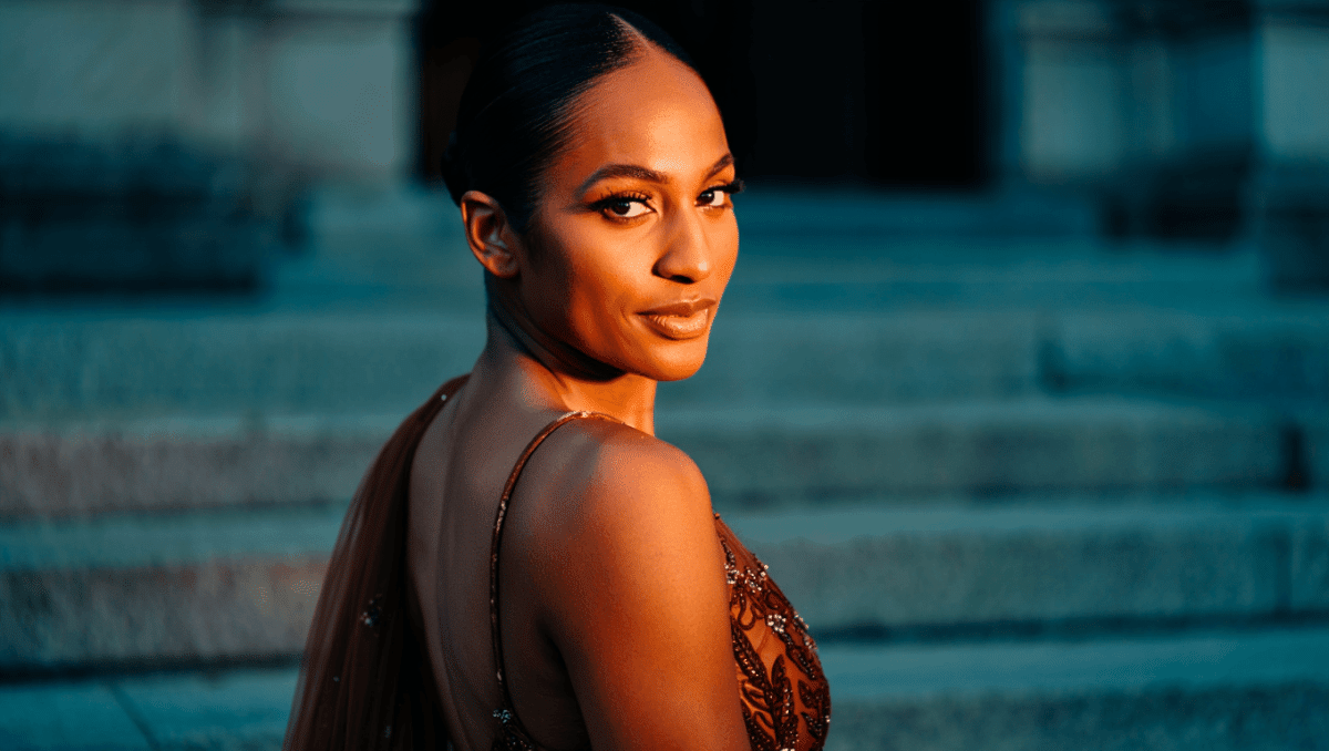 Lala Anthony hosts 2026 Met Gala red carpet livestream in custom Wiederhoeft