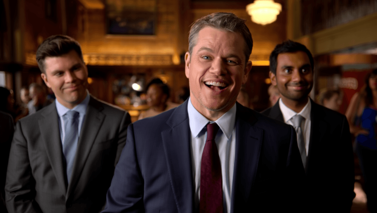 SNL cold open features Matt Damon's Brett Kavanaugh, Aziz Ansari's Kash Patel bonding at bar
