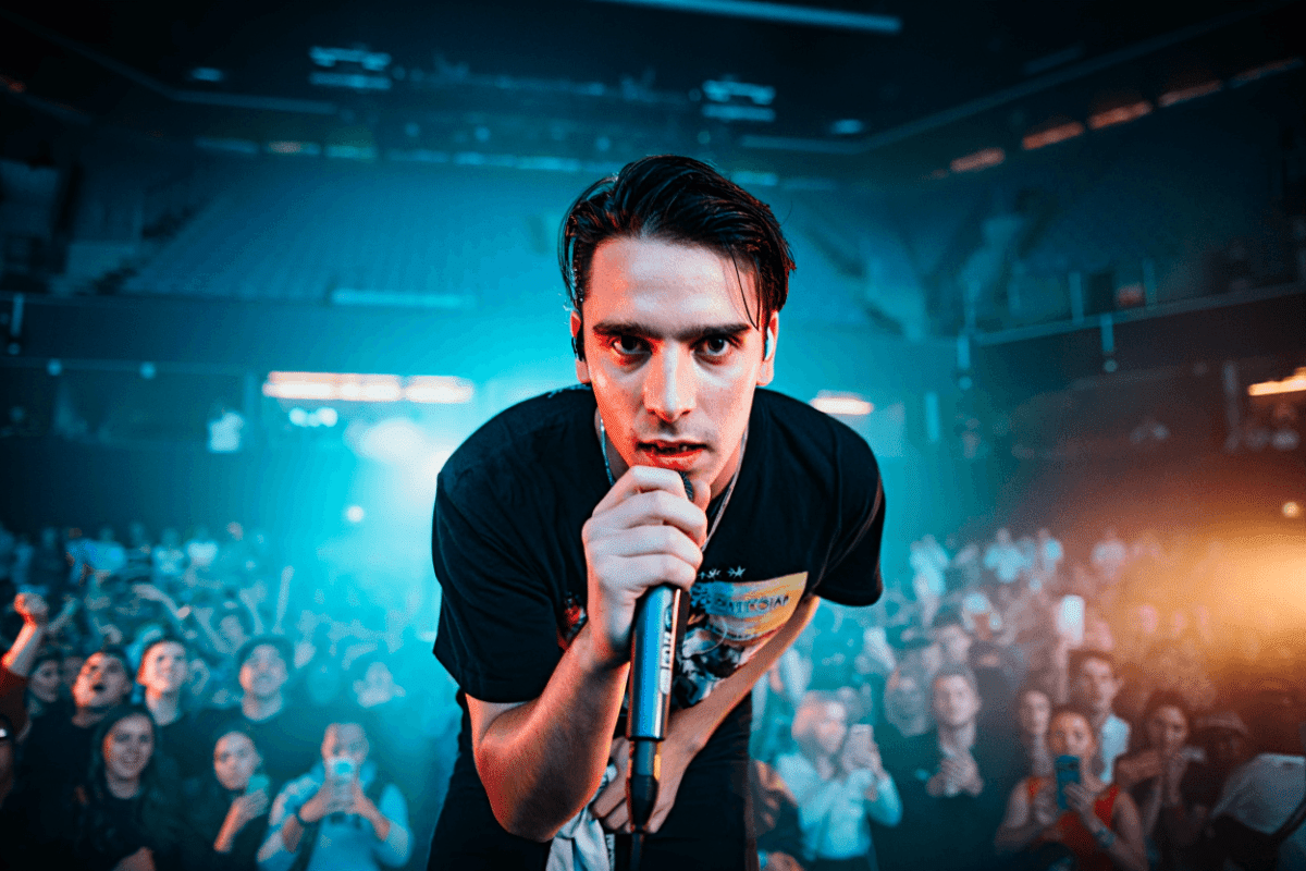 Alex Warren performs in Fort Worth tonight with Nat & Alex Wolff on Finding Family tour