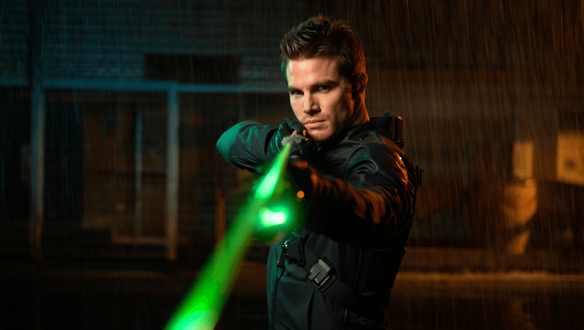 DC Comics May solicitations expand Absolute Universe with Green Arrow and Catwoman