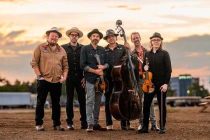 Steep Canyon Rangers Talk Celebrating 25 Years & Revisiting Musical Foundations on ‘Next Act’
