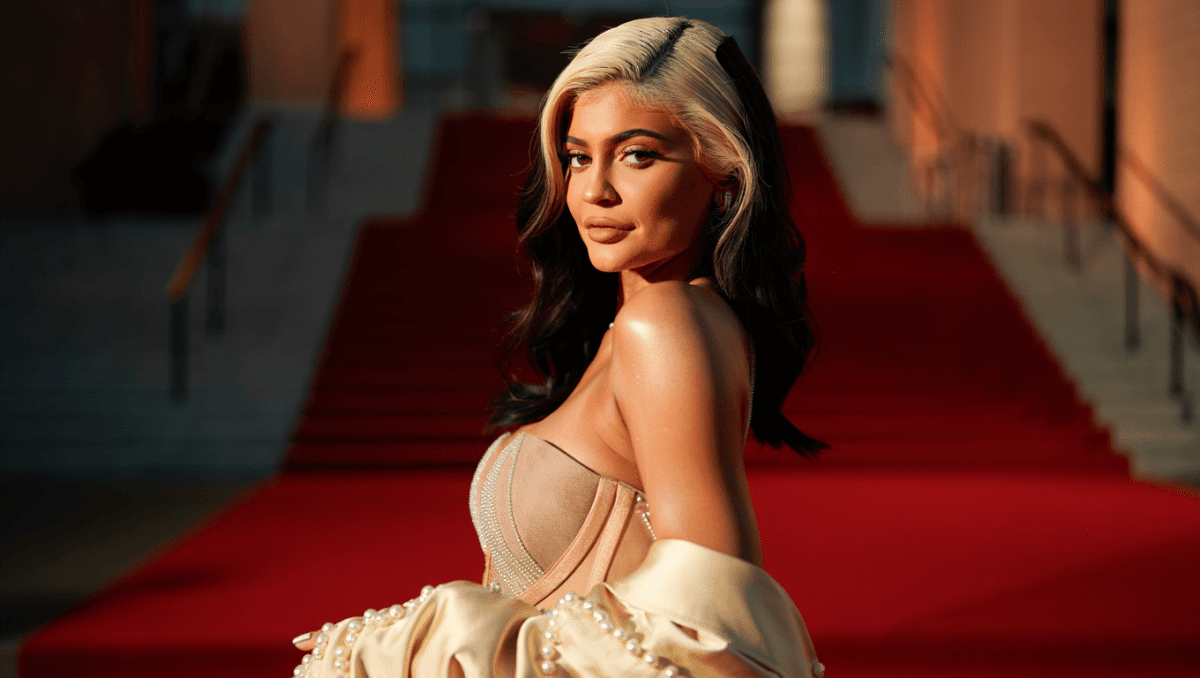 Met Gala Kylie Jenner wears custom Schiaparelli corset with bleached brows, stuns in NYC
