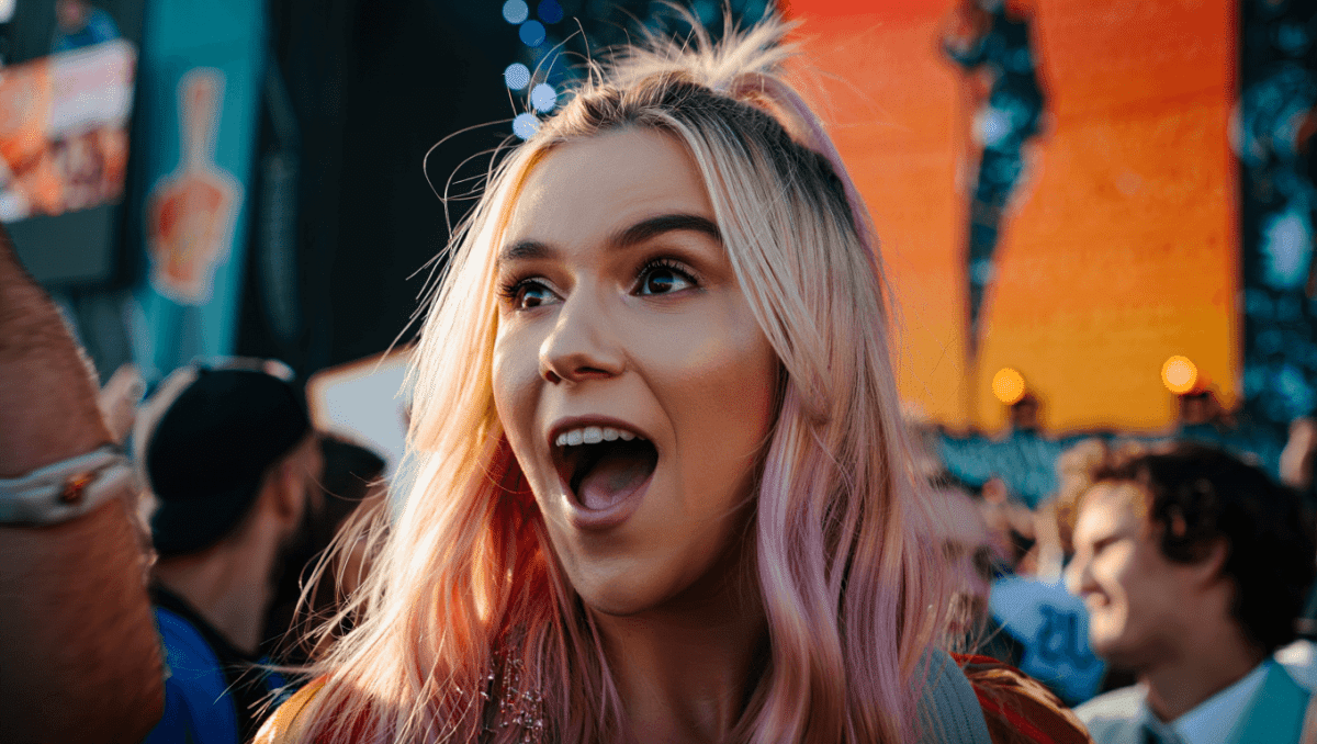 Megan Moroney reacts to Cloud 9 Tour stage reveal, kicks off in Columbus May 29
