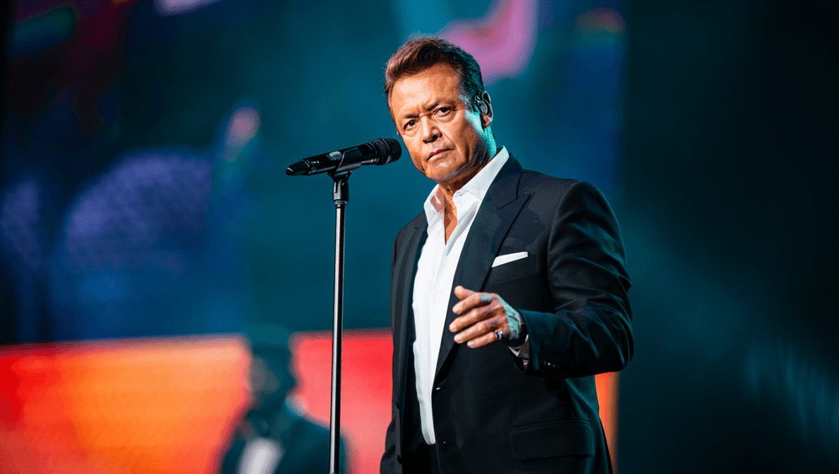 Luis Miguel announces 2026 tour dates with tickets on sale now
