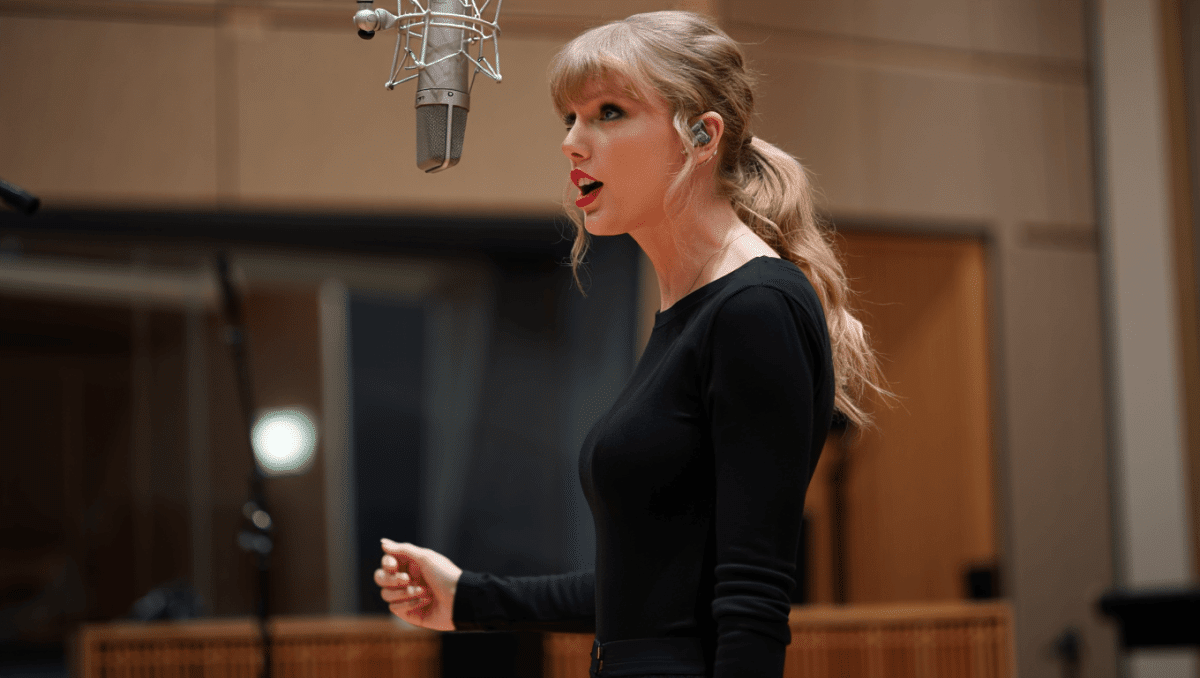 Taylor Swift misses Met Gala in New York, preparing for Eras Tour Paris dates