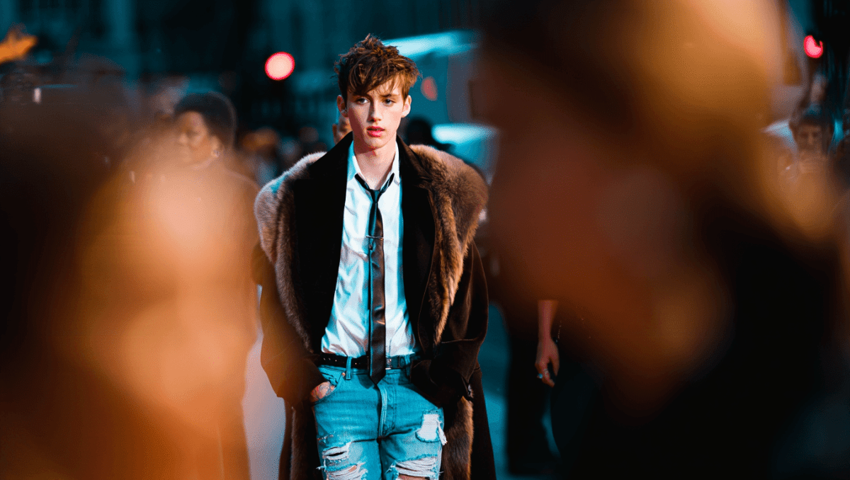Troye Sivan attends Met Gala in New York in bold Prada, inspired by Mapplethorpe