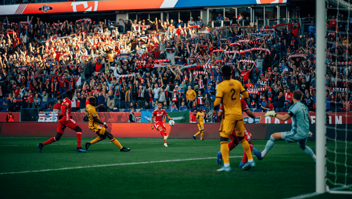 MLS schedule features 6 games tonight, Revolution hosts Nashville in Eastern Conference clash