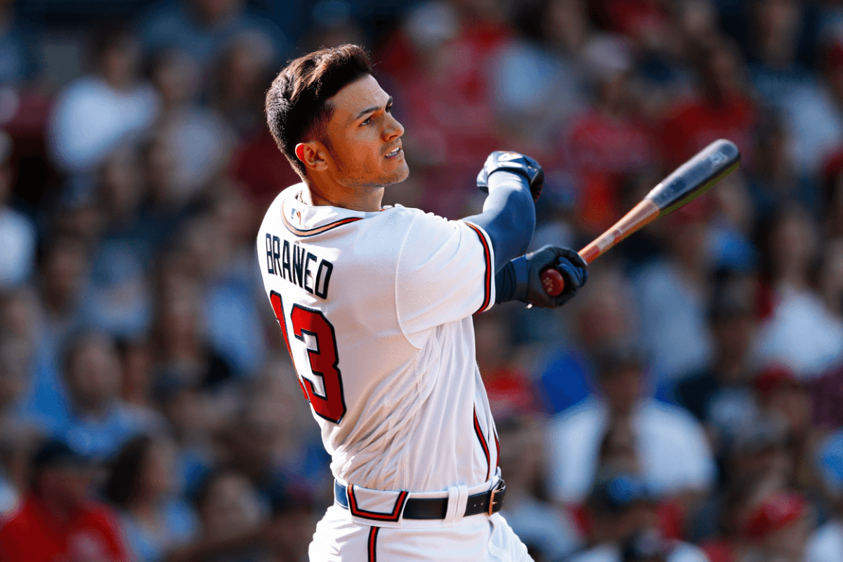 Ronald Acuña Jr. hits grand slam as Braves beat Red Sox 7-2 at Fenway