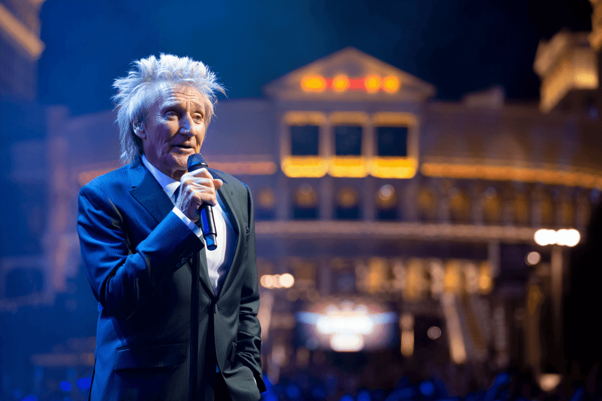 Rod Stewart announces Las Vegas residency starting May 27 at Caesars Palace