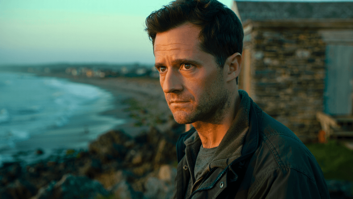 New horror comedy Apple TV 'Widow's Bay' earns near-perfect score