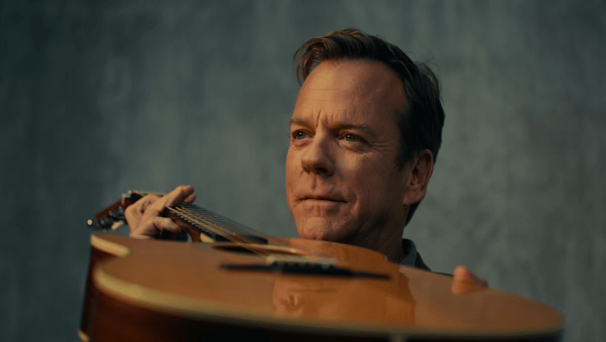 Kiefer Sutherland drops new album Grey May 29, tours Europe and UK