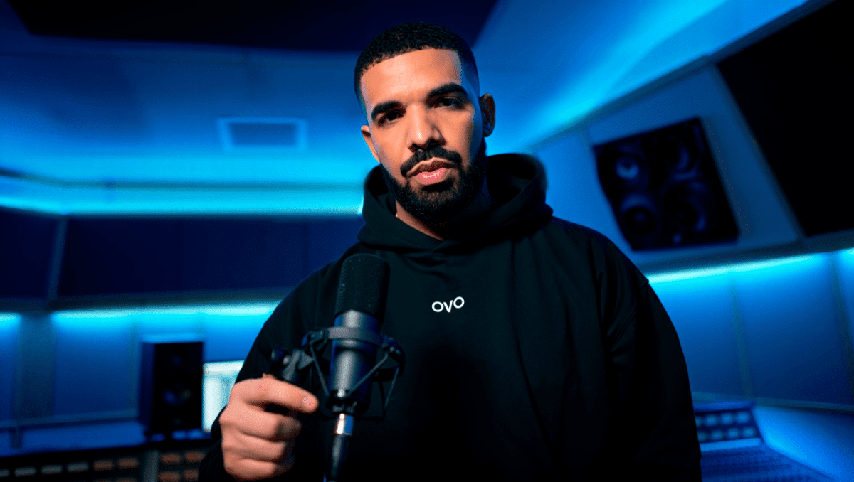 Ran to Atlanta Drake releases new track with Future, Molly Santana on ICEMAN album