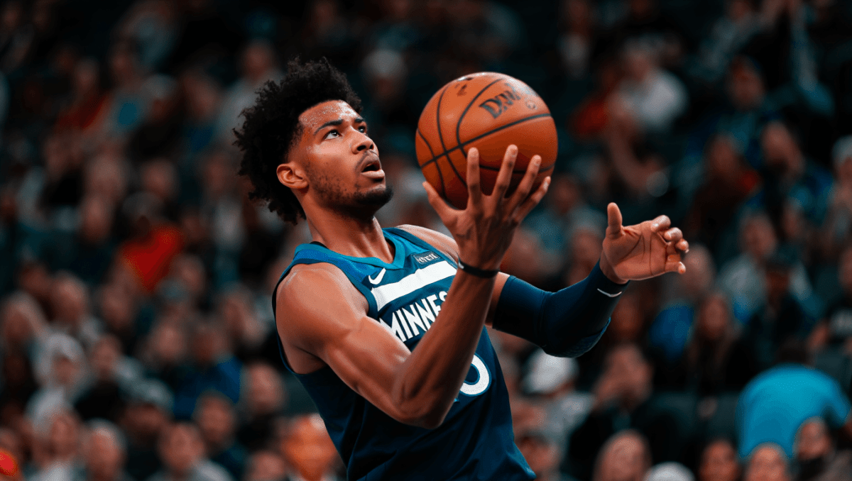 Dwyane Wade praises Jaden McDaniels' hustle, says he's not seeking headlines