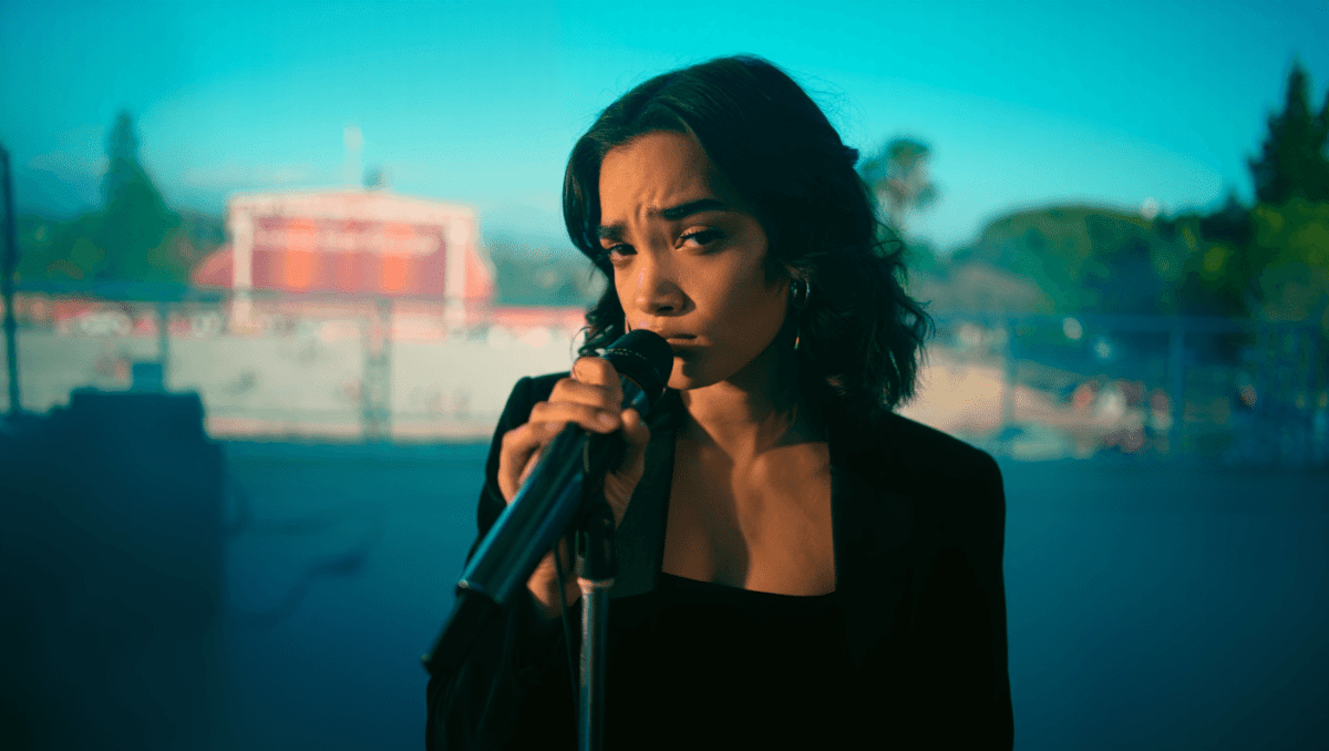 Raye wraps 40-date tour tonight at Greek Theatre in Los Angeles