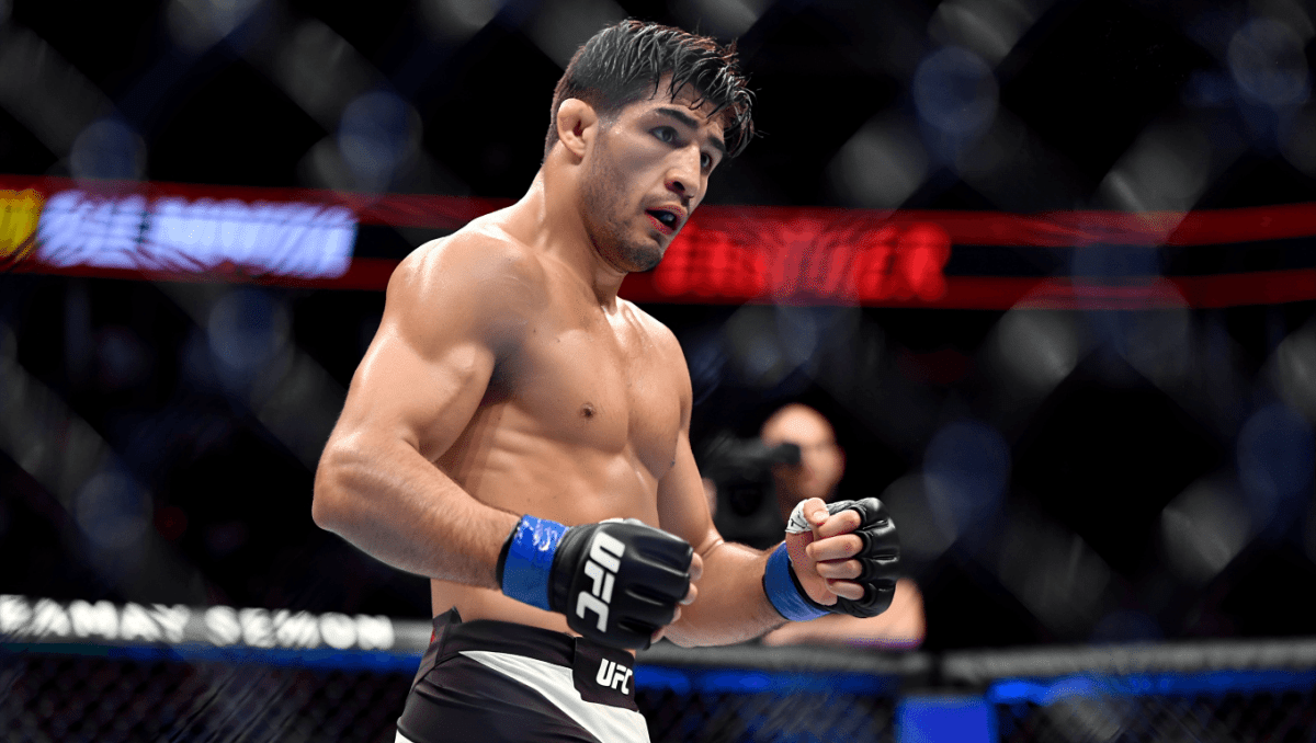 MMA fights tonight: UFC 328 in Newark features Chimaev vs. Strickland for titles