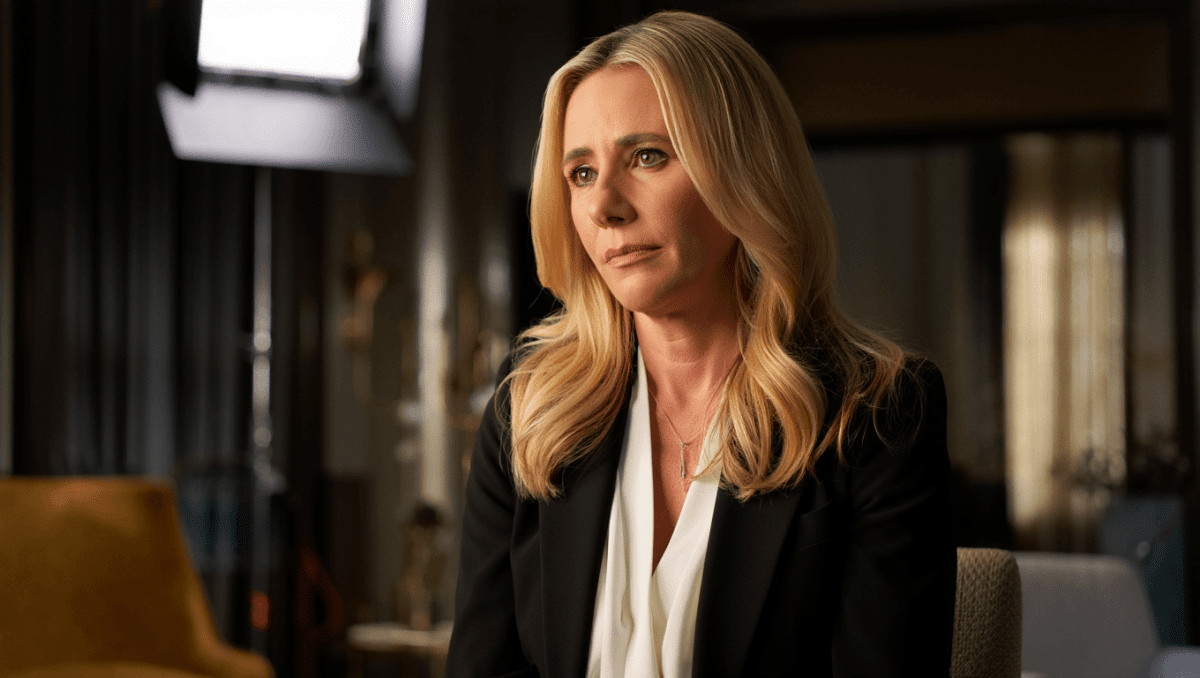 The Comeback series finale airs on HBO, Lisa Kudrow wraps character after 22 years