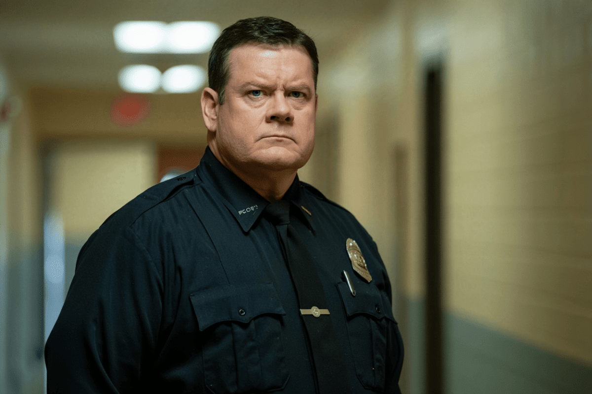 Eric Edelstein commands Netflix's The Boroughs as menacing security chief Hank