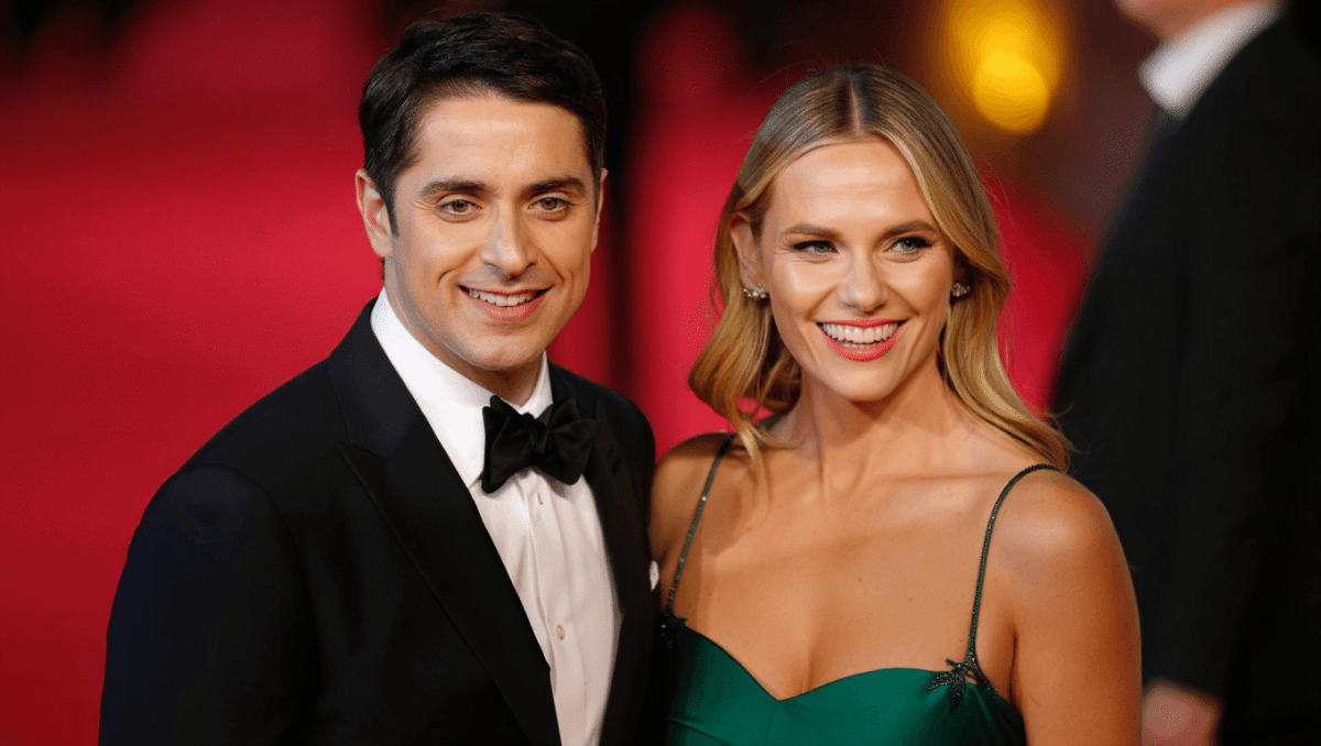 Jenny Mollen and Jason Biggs separate after 18 years of marriage, remain on great terms