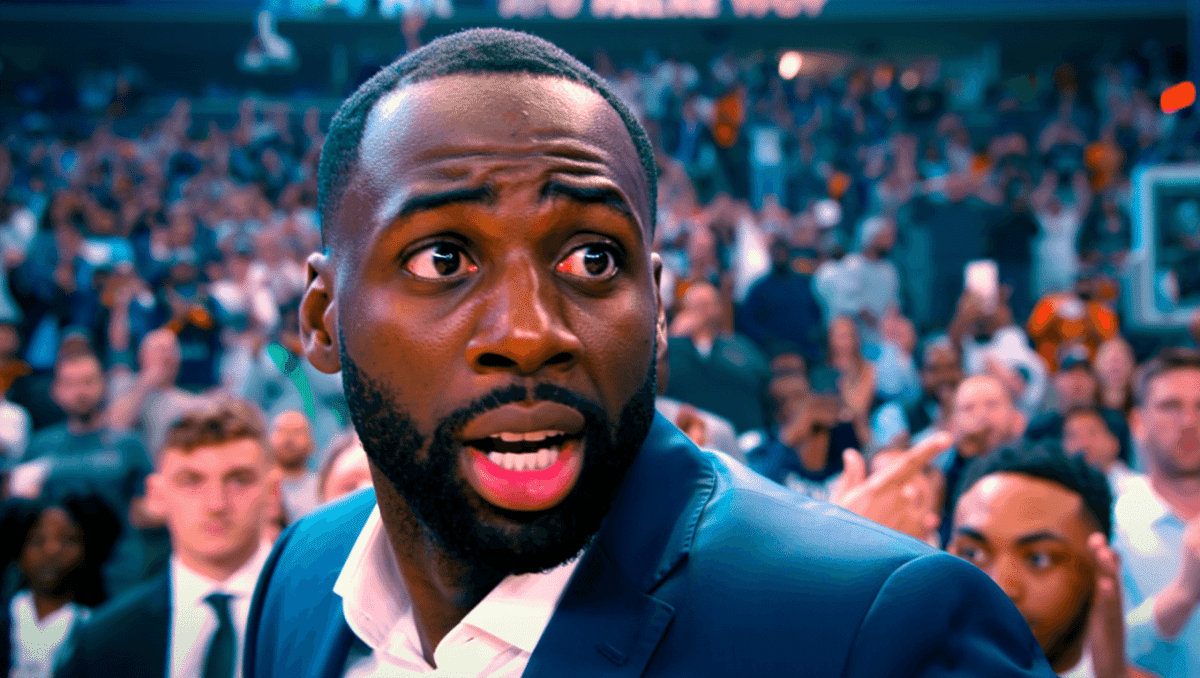 Draymond Green gets booed by crowd at Netflix Roast of Kevin Hart