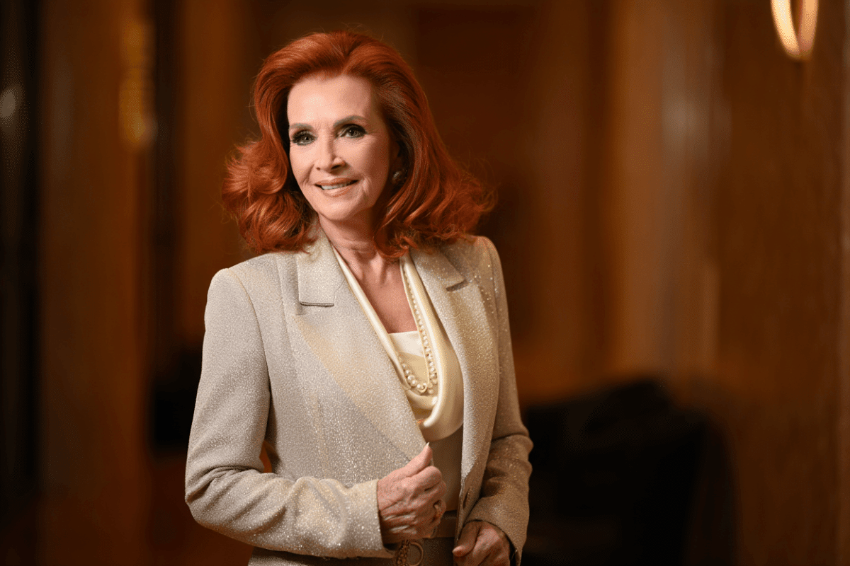Reba McEntire releases 'Hurt Like That' EP, continues monthly music rollout