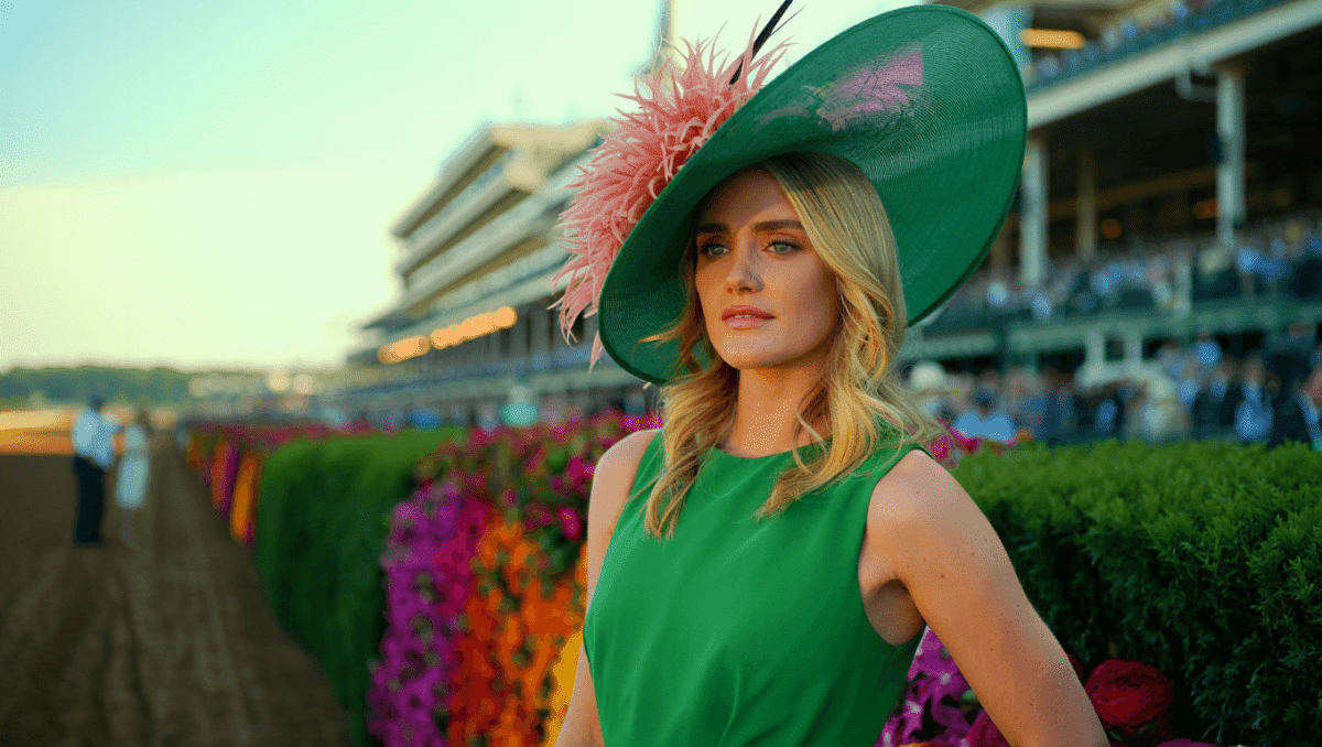 Dylan Dreyer turns heads at Kentucky Derby in bold green and pink ensembles