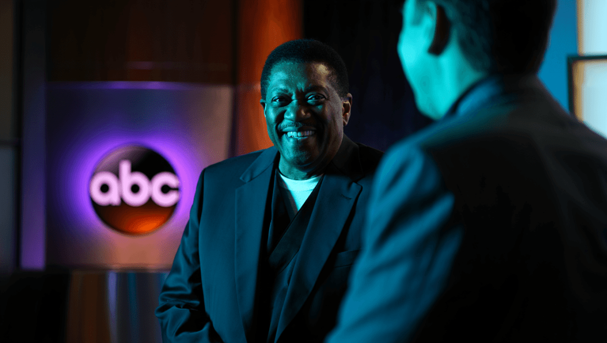 Randy Jackson returns as guest mentor on American Idol's Class of 2006 reunion episode