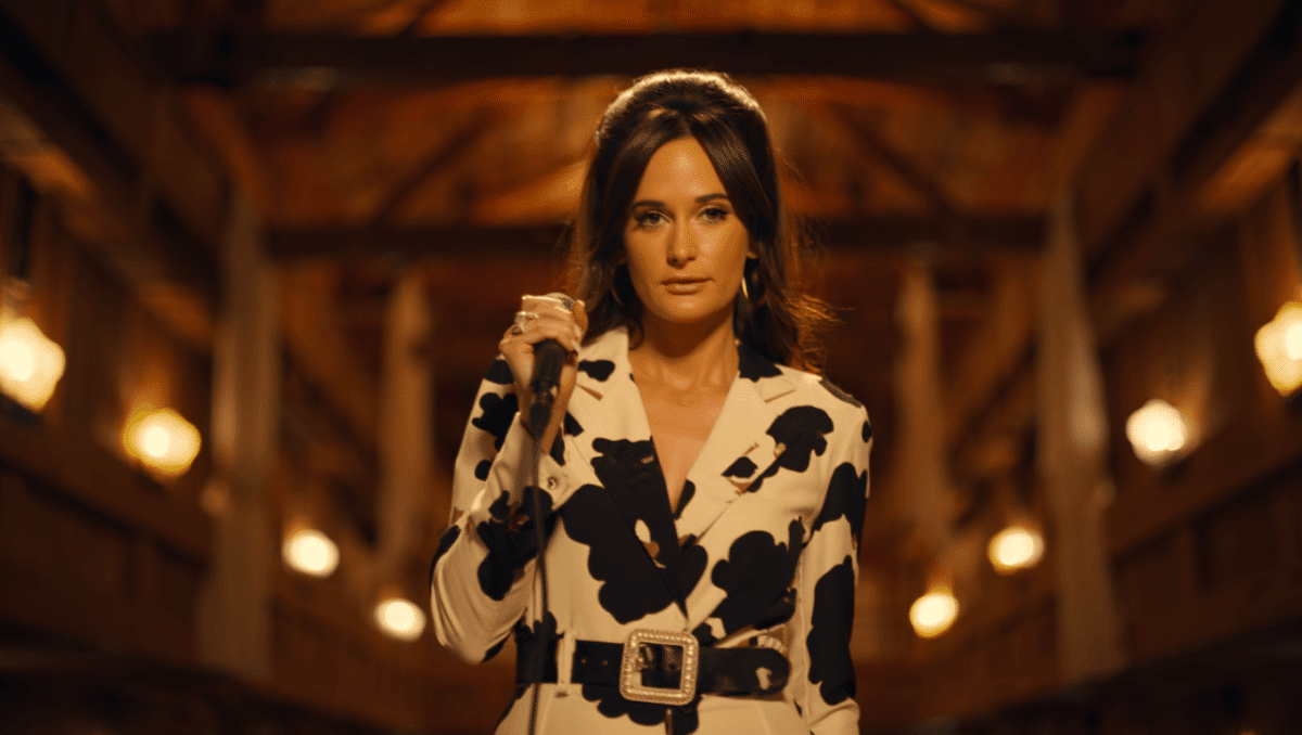 Kacey Musgraves wraps Texas debut shows, kicks off 'Middle of Nowhere Tour' in Chicago on Aug. 21