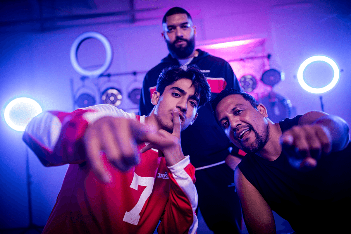 Deen the Great streams with 6ix9ine and Adrien Broner on Kick platform