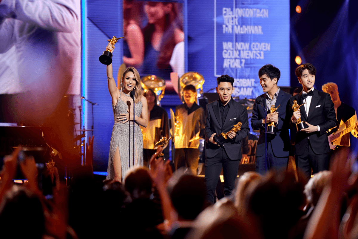 AMA winners crowned in Las Vegas: BTS takes Artist of the Year, Sabrina Carpenter wins Album