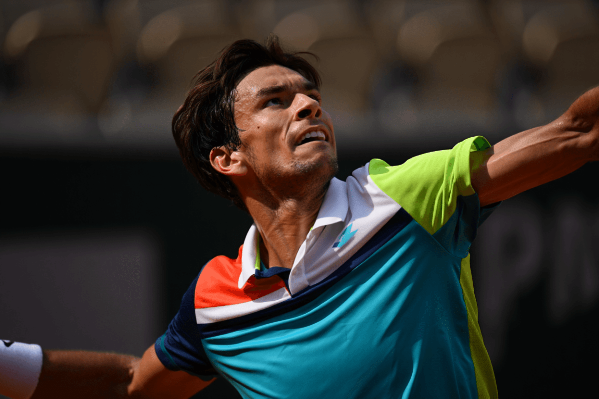 Gaston faces Monfils tonight in Paris at French Open, 39-year-old's farewell begins