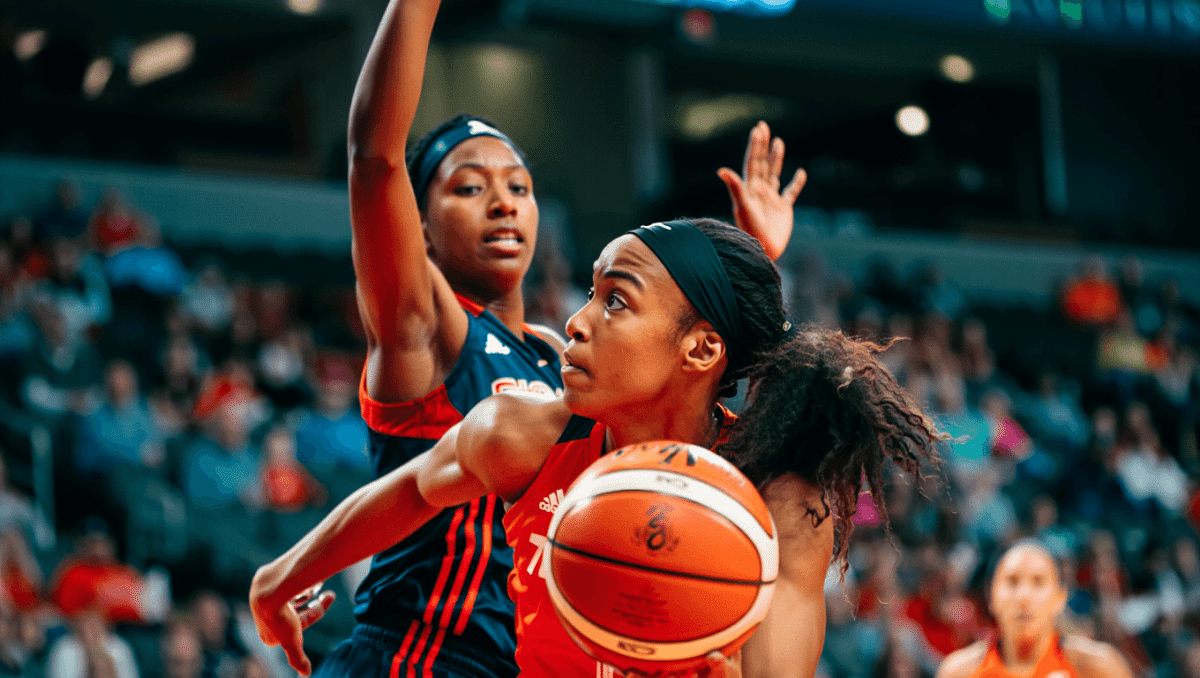 Skylar Diggins leads Chicago Sky to historic 2026 season opener with Kamilla Cardoso