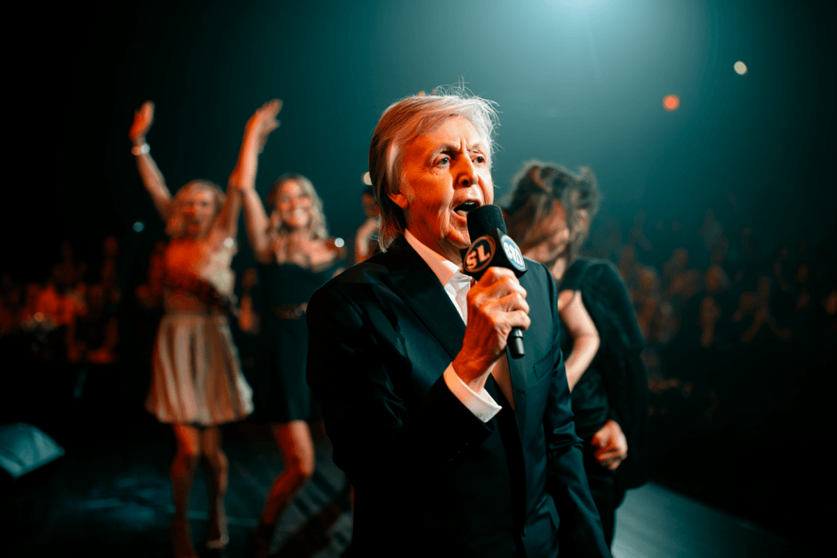Paul McCartney closes SNL season 51 in Los Angeles with surprise third song