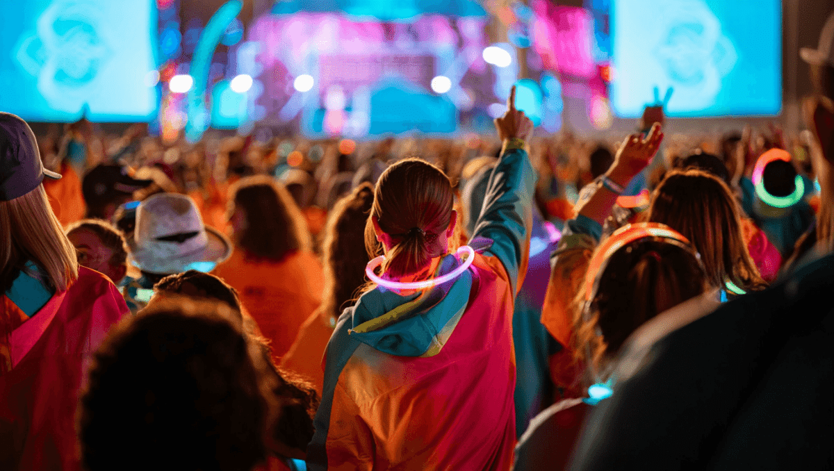EDC Las Vegas 2026 kicks off 30th anniversary with sold-out crowd at Motor Speedway