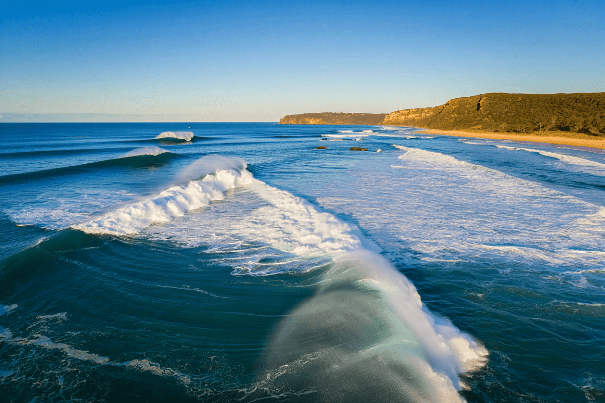 Shark Island Challenge brings elite bodyboarders to Cronulla this weekend
