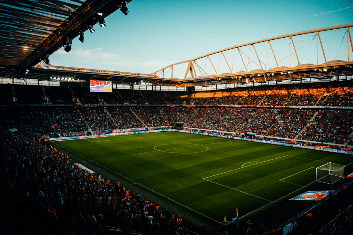 Conference League final set for May 27 in Leipzig with Crystal Palace, Rayo Vallecano seeking historic first titles