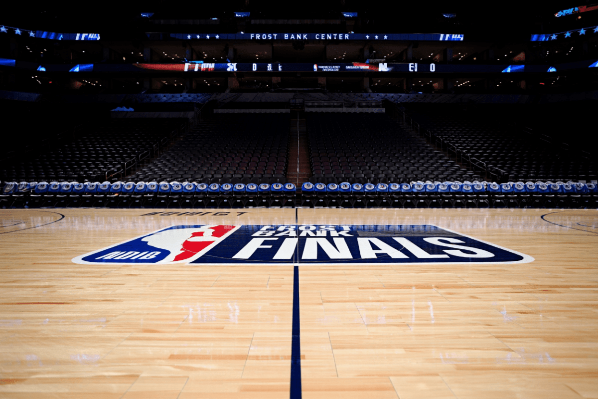 Spurs edge Karl-Anthony Towns, Knicks 111-103 in San Antonio