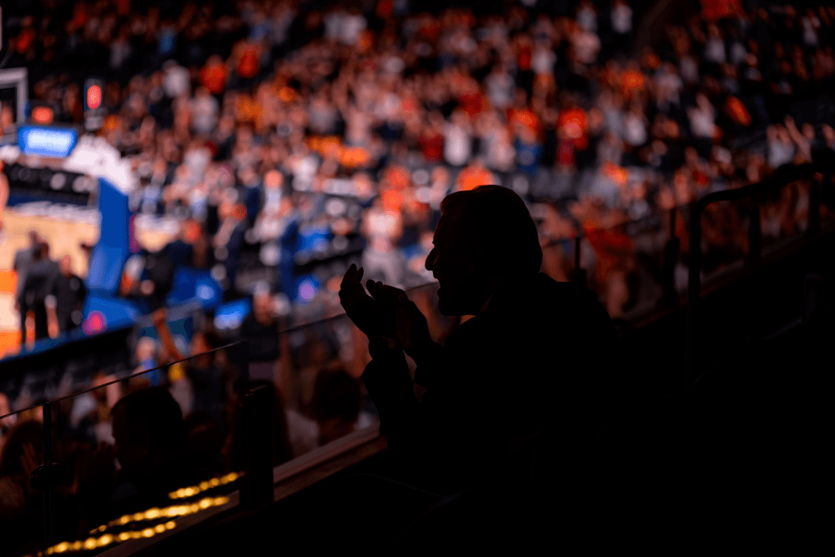 Timothée Chalamet cheers Knicks in Game 3 of NBA Finals at MSG