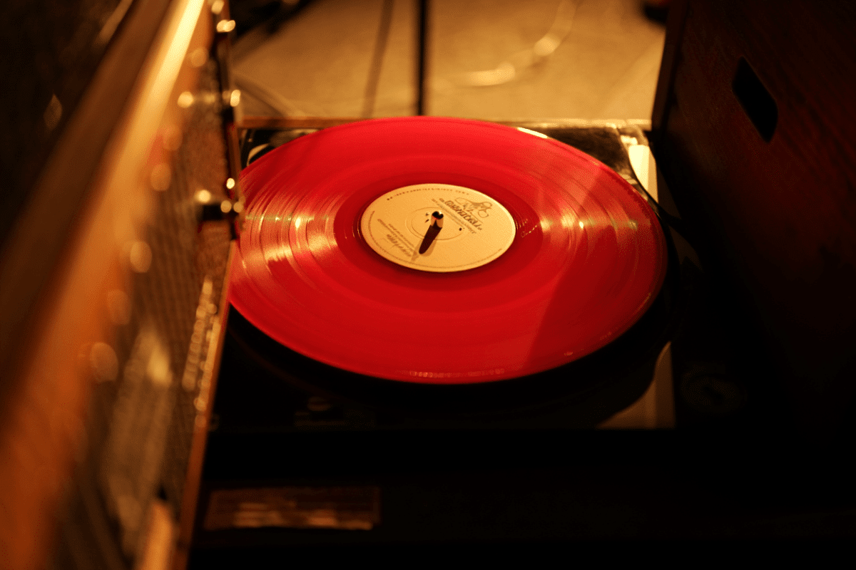 Sierra Ferrell releases Live at Third Man Records on red vinyl